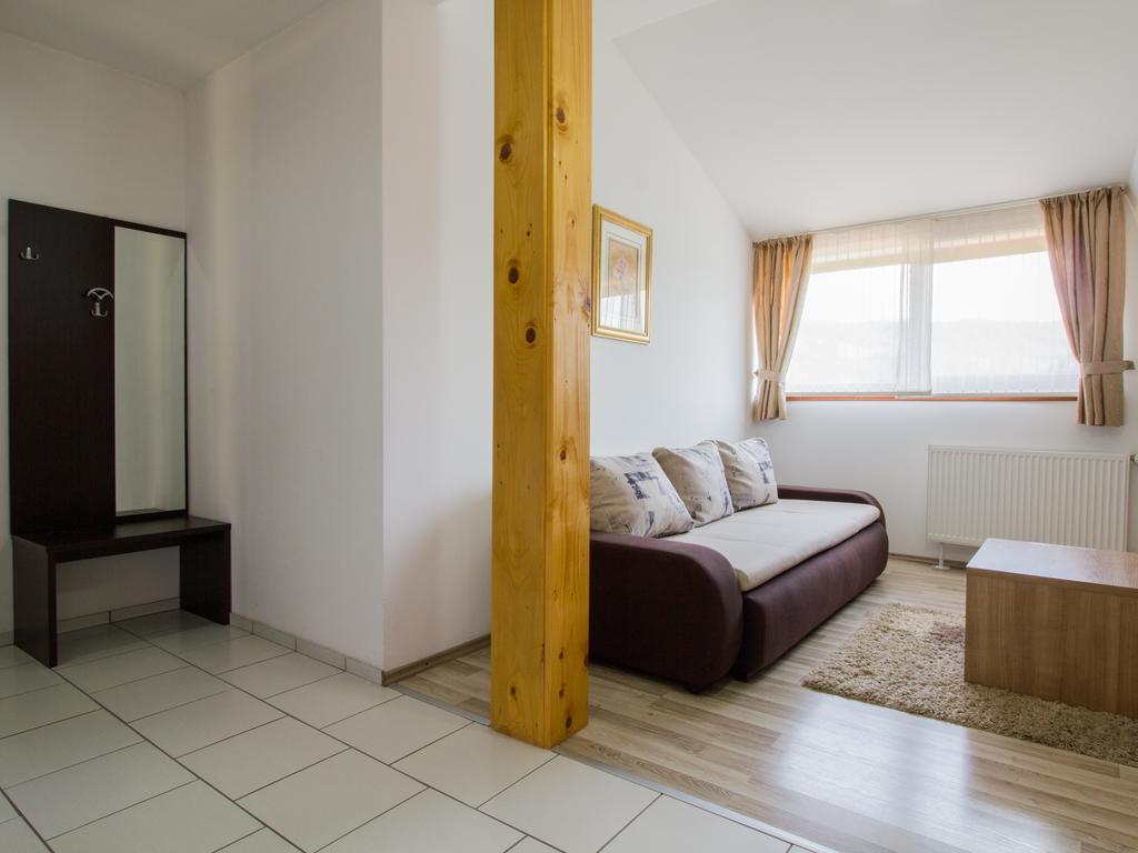 House Josipa Hotel Rakovica Exterior foto